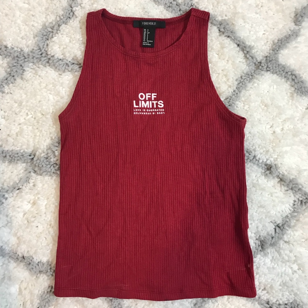 Mid tee red shirt.